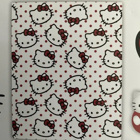 Hello Kitty Polka Dot Plush Throw Blanket - 40” x 50” - Picture 2 of 3